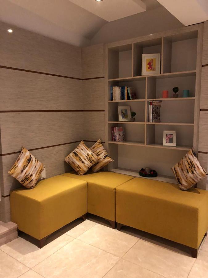 Hotel Hermes คาช ภายนอก รูปภาพ