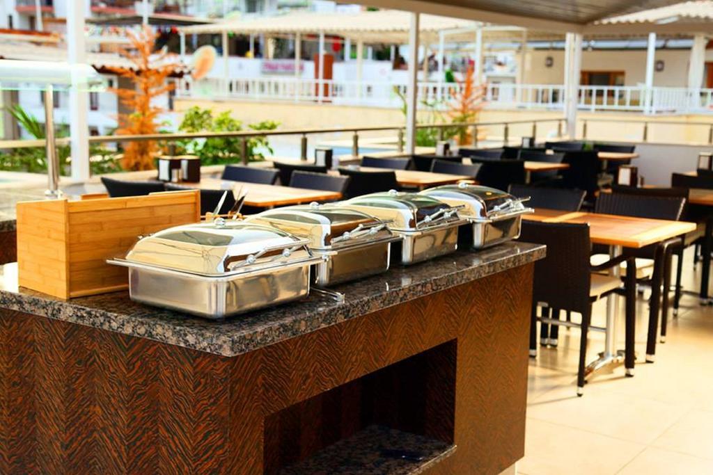 Hotel Hermes คาช ภายนอก รูปภาพ